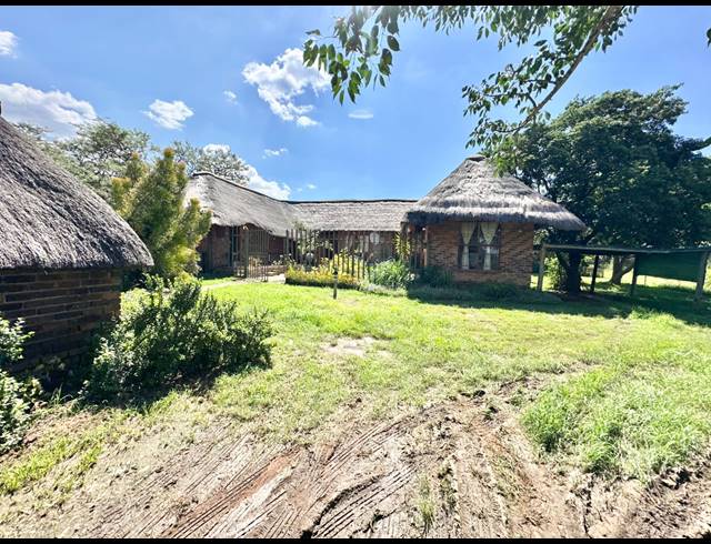11 BEDROOM HOUSE FOR SALE IN MYNGENOEGEN AH